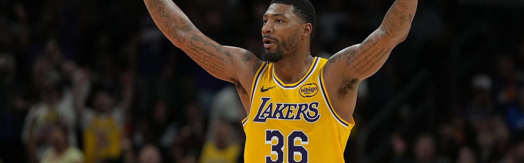 季后赛与杜兰特交手是什么感觉？斯玛特：非常残酷