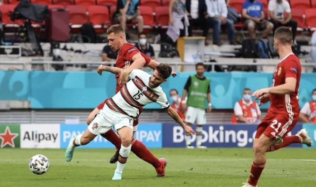 世界杯移动端直播-超级替补拯救葡萄牙 低调英雄24分钟让所有人信服